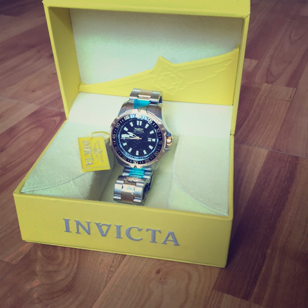 Invicta Pro Diver Tritnite Men’s Watch SOLD